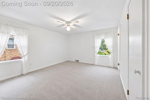 21945 Wildwood Street, Dearborn, MI 48128