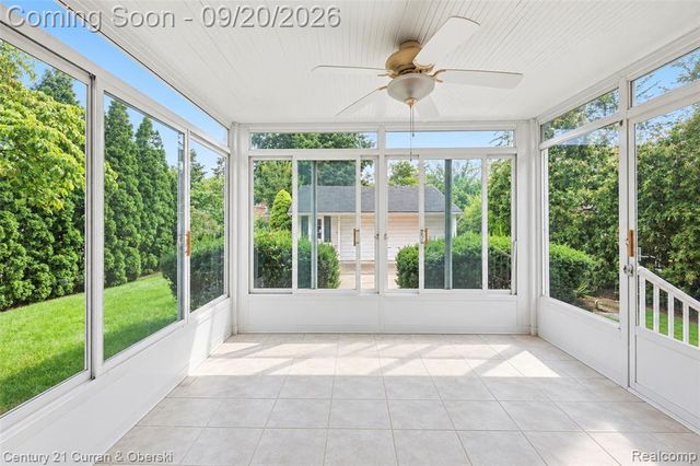 21945 Wildwood Street, Dearborn, MI 48128