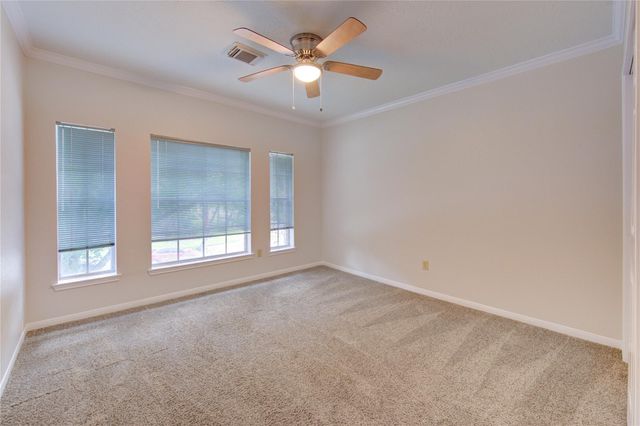 1016 Applewood Drive, Friendswood, TX 77546