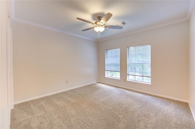 1016 Applewood Drive, Friendswood, TX 77546