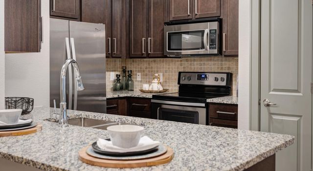 2539 Spring Cypress Road 8112, Spring, TX 77388