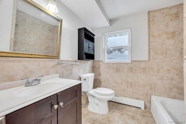 532 Park Avenue, Centereach, NY 11720