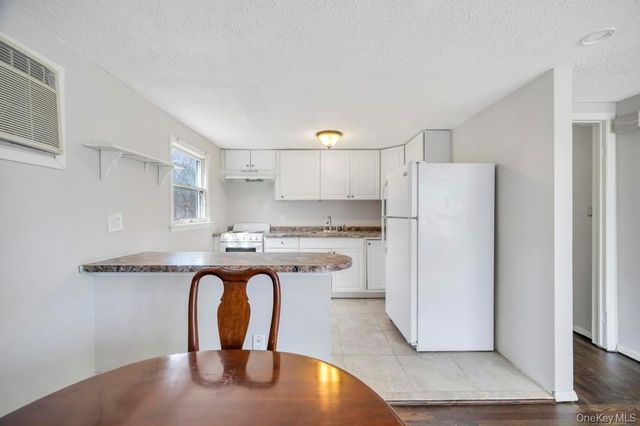 532 Park Avenue, Centereach, NY 11720