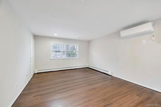 532 Park Avenue, Centereach, NY 11720