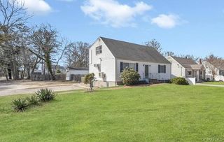 532 Park Avenue, Centereach, NY 11720