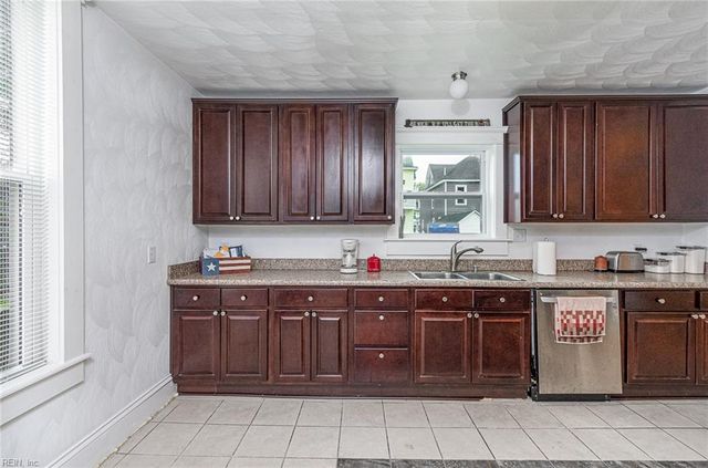 228 W 28th ST, Norfolk, VA 23504