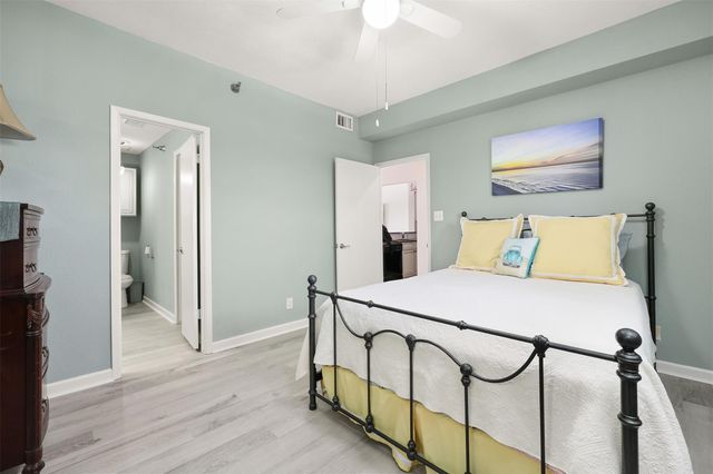 7700 Seawall Boulevard 611, Galveston, TX 77551