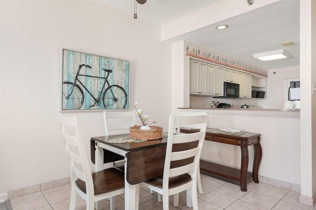 7700 Seawall Boulevard 611, Galveston, TX 77551