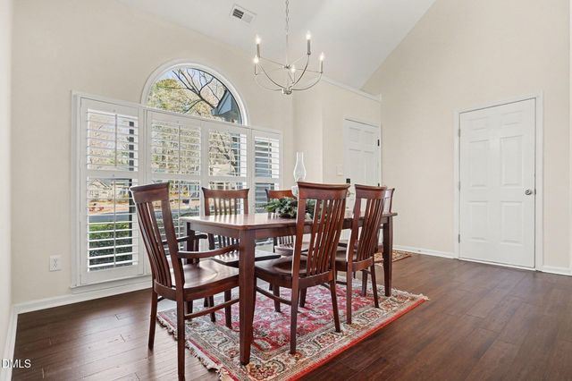 12105 Queensbridge Court, Raleigh, NC 27613