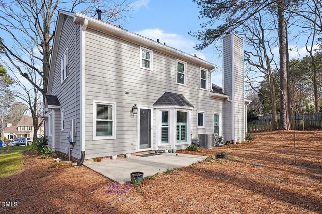 12105 Queensbridge Court, Raleigh, NC 27613