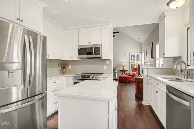 12105 Queensbridge Court, Raleigh, NC 27613