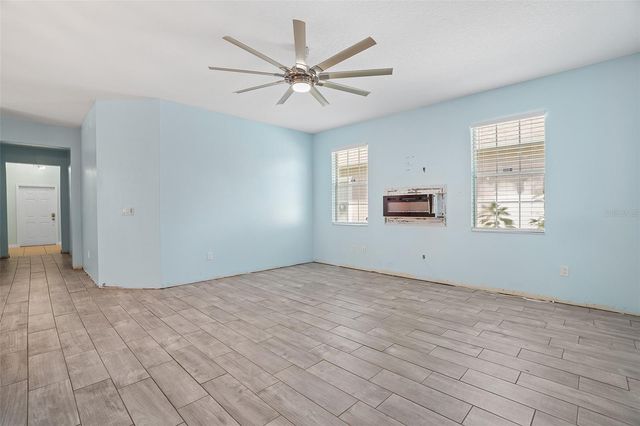 3205 BAYFLOWER AVE, St Cloud, FL 34773