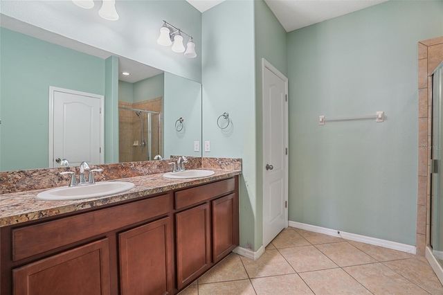 3205 BAYFLOWER AVE, St Cloud, FL 34773