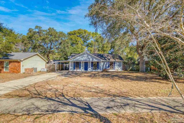 3936 Elmcrest Dr, Pensacola, FL 32504