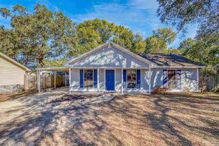 3936 Elmcrest Dr, Pensacola, FL 32504