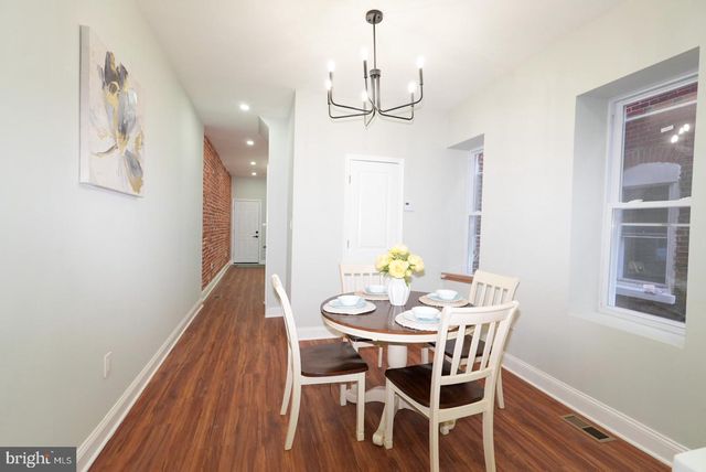 2103 N LOCUST ST, Wilmington, DE 19802