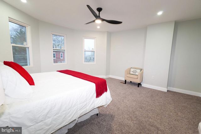 2103 N LOCUST ST, Wilmington, DE 19802