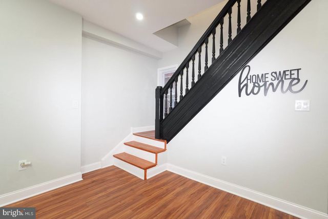 2103 N LOCUST ST, Wilmington, DE 19802