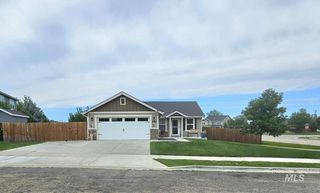 683 N Quincannon Way, Star, ID 83669