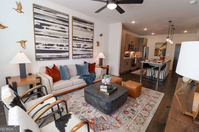 305 Collins Industr Way 5003, Lawrenceville, GA 30043