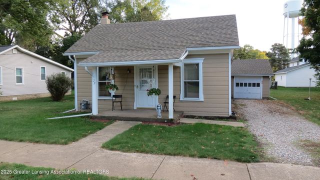 129 W Pearl Street, Ovid, MI 48866