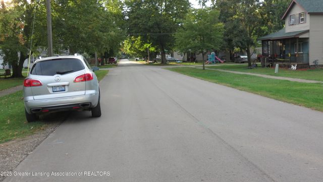 129 W Pearl Street, Ovid, MI 48866