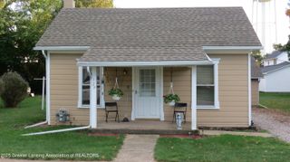 129 W Pearl Street, Ovid, MI 48866