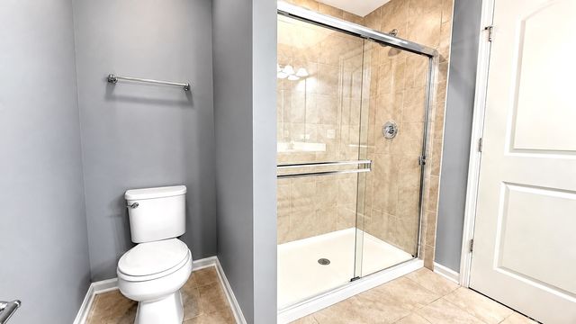 1150 Evergreen Avenue, Des Plaines, IL 60016