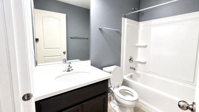 1150 Evergreen Avenue, Des Plaines, IL 60016