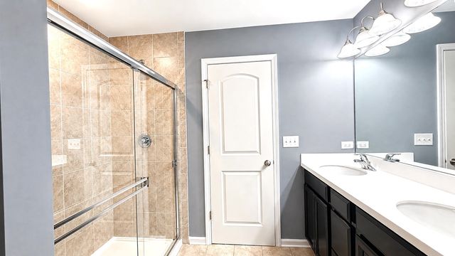 1150 Evergreen Avenue, Des Plaines, IL 60016
