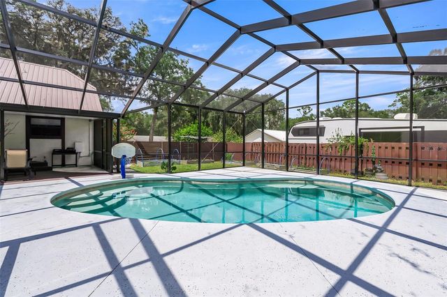 102 THICKET LANE, Palatka, FL 32177