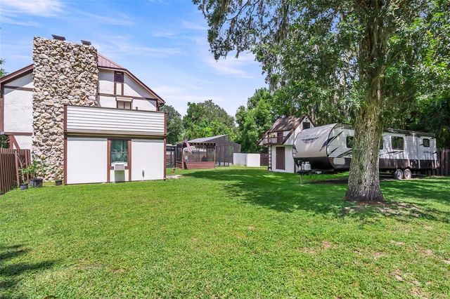 102 THICKET LANE, Palatka, FL 32177