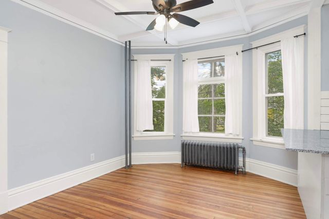 198 Robie Street W, Saint Paul, MN 55107