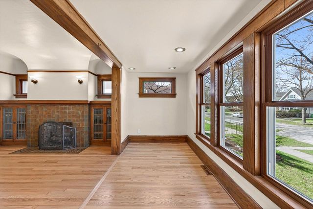3430 N Cramer STREET, Milwaukee, WI 53211