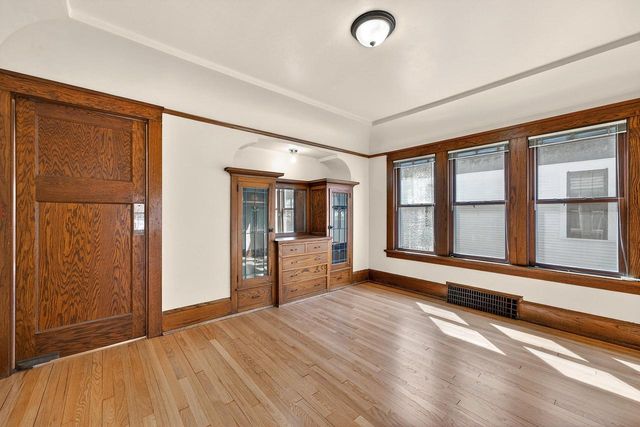 3430 N Cramer STREET, Milwaukee, WI 53211
