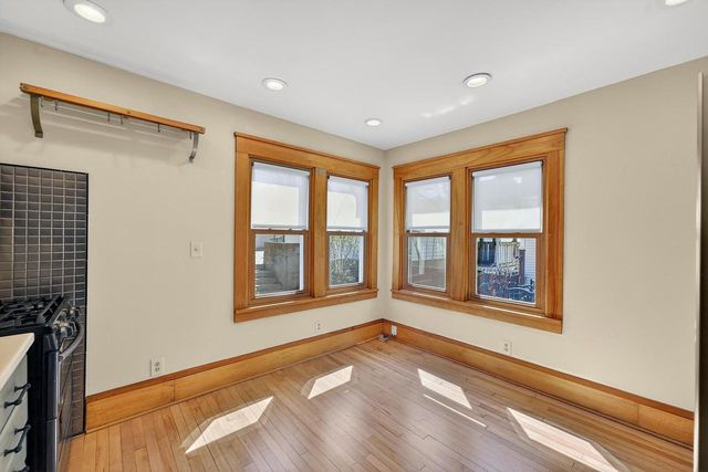 3430 N Cramer STREET, Milwaukee, WI 53211