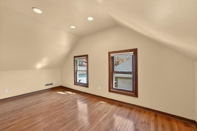 3430 N Cramer STREET, Milwaukee, WI 53211
