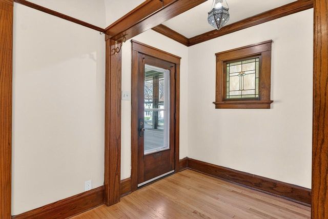 3430 N Cramer STREET, Milwaukee, WI 53211