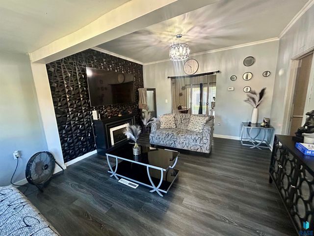 311 E Norton Ave Avenue, Salem, SD 57058