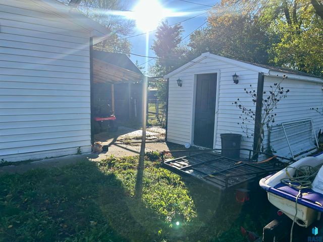 311 E Norton Ave Avenue, Salem, SD 57058