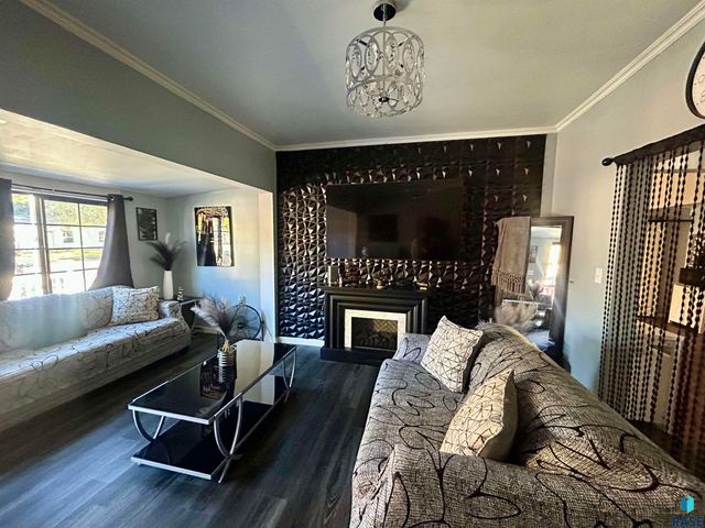 311 E Norton Ave Avenue, Salem, SD 57058