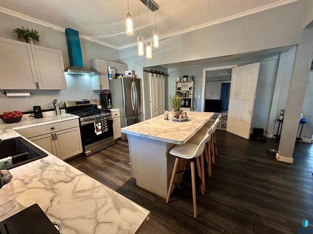 311 E Norton Ave Avenue, Salem, SD 57058