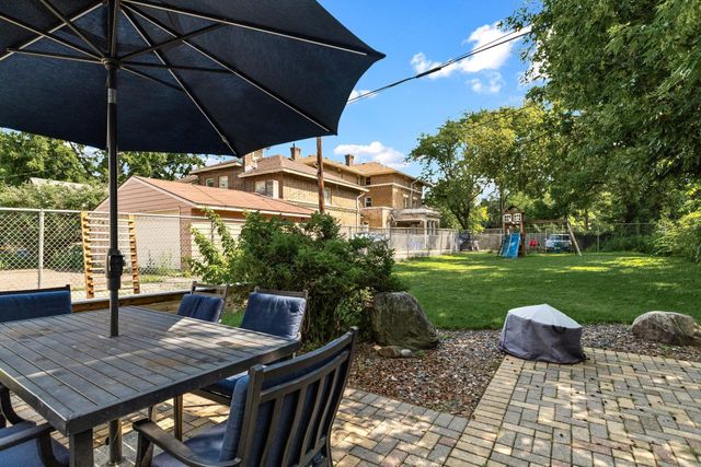 542 Portland Avenue, Saint Paul, MN 55102