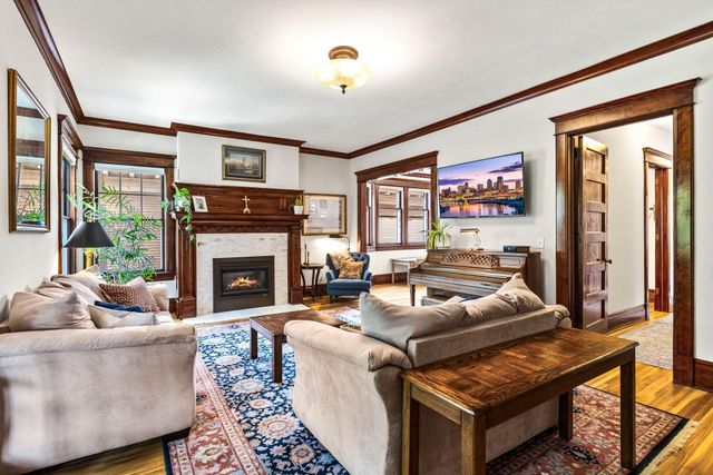 542 Portland Avenue, Saint Paul, MN 55102