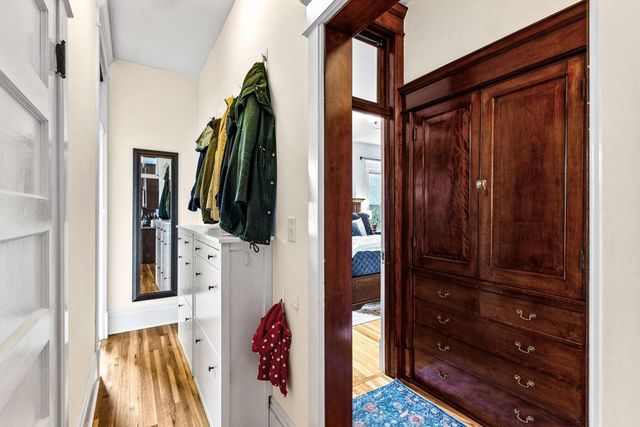 542 Portland Avenue, Saint Paul, MN 55102