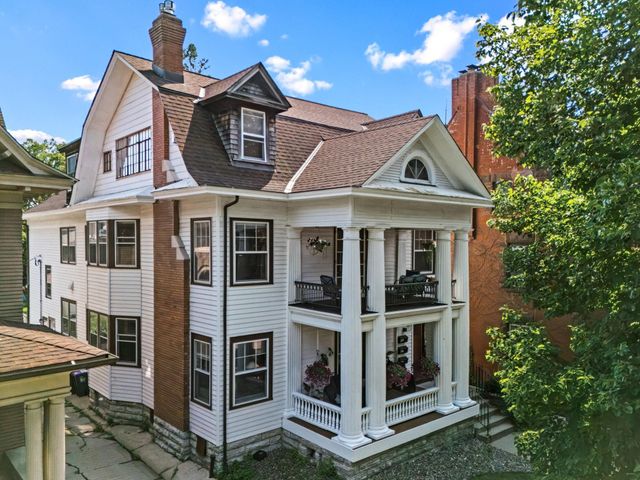 542 Portland Avenue, Saint Paul, MN 55102