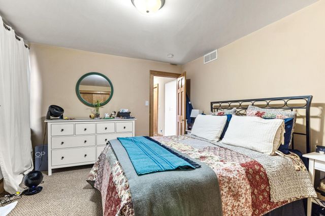 542 Portland Avenue, Saint Paul, MN 55102