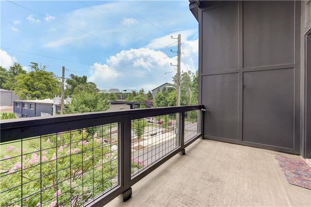 1215 Cushenberry Lane, Atlanta, GA 30318