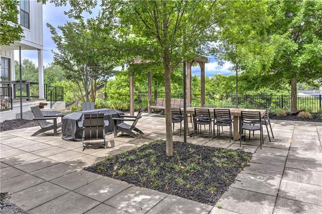 1215 Cushenberry Lane, Atlanta, GA 30318