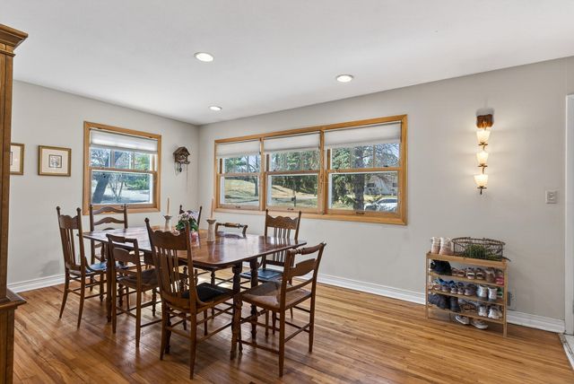 9091 W Staring Lane, Eden Prairie, MN 55347